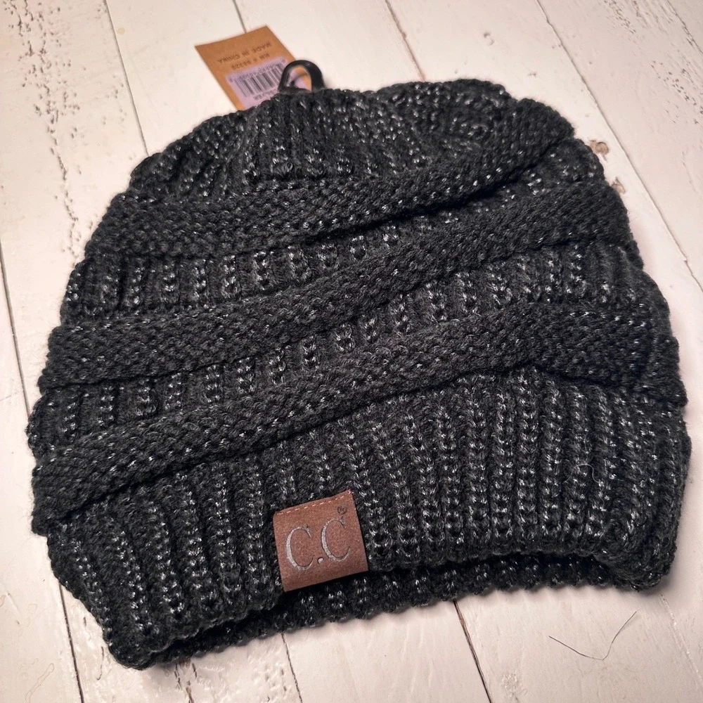 CC Exclusives‎ Black Silver Speckle Knit Beanie Hat